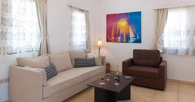 The suite of Kipos accommodation at Sifnos